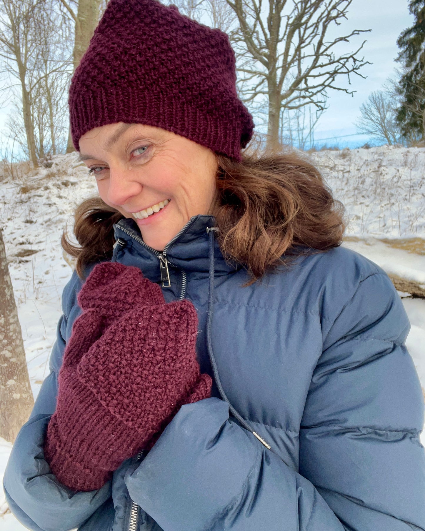 Winewood Mittens & Beanie