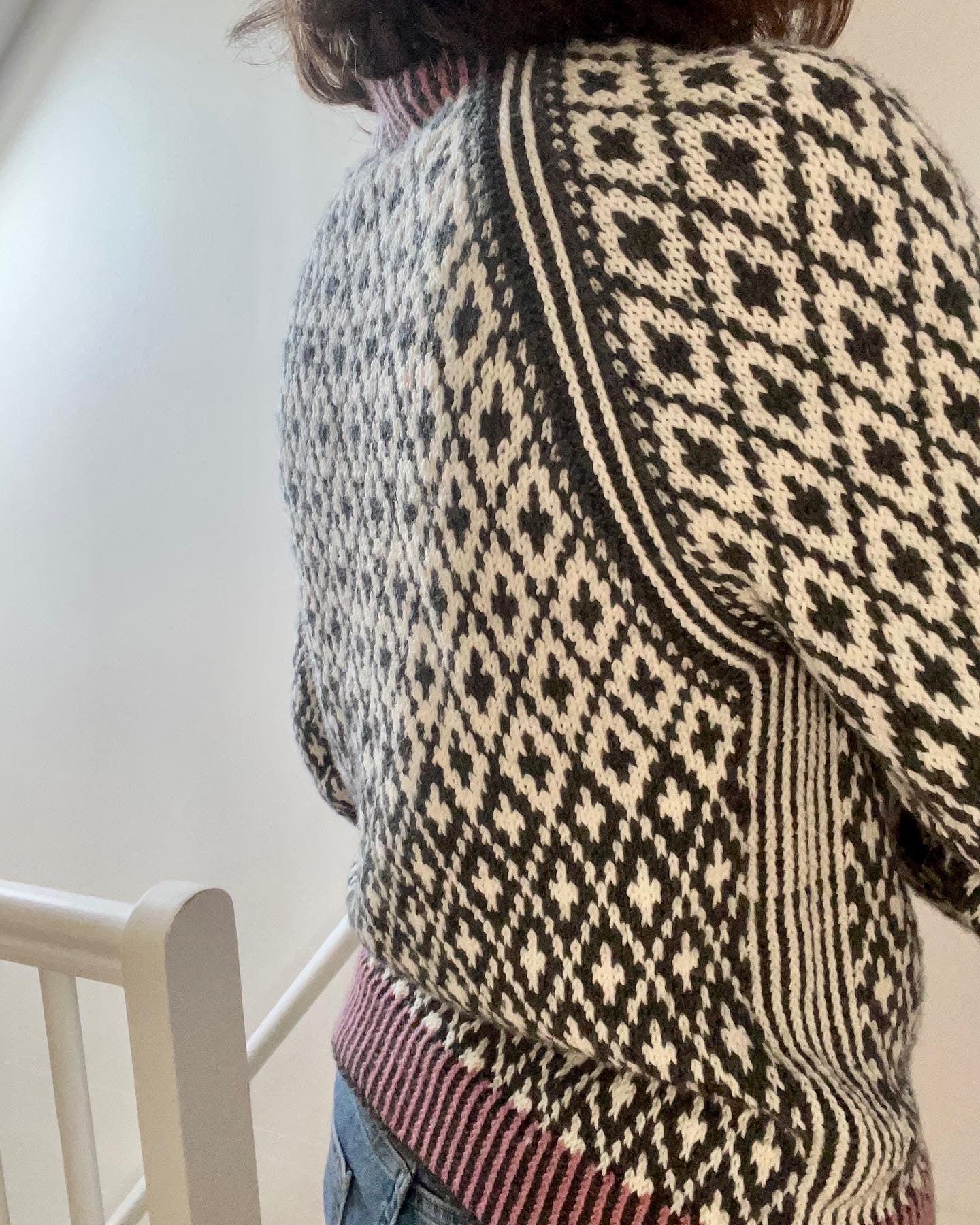 Lady Shackleton Sweater