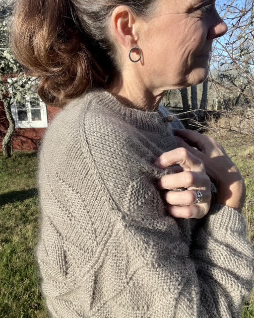 Trapez Cardigan